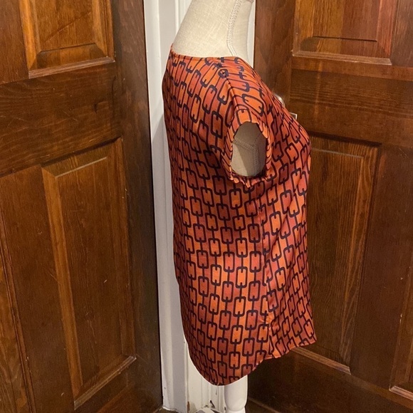 Express capped sleeve blouse. - Picture 5 of 8